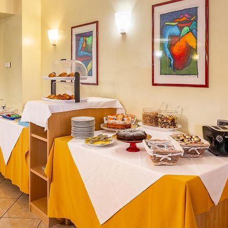 Hotel Motel Sporting Montodine Ngoại thất bức ảnh