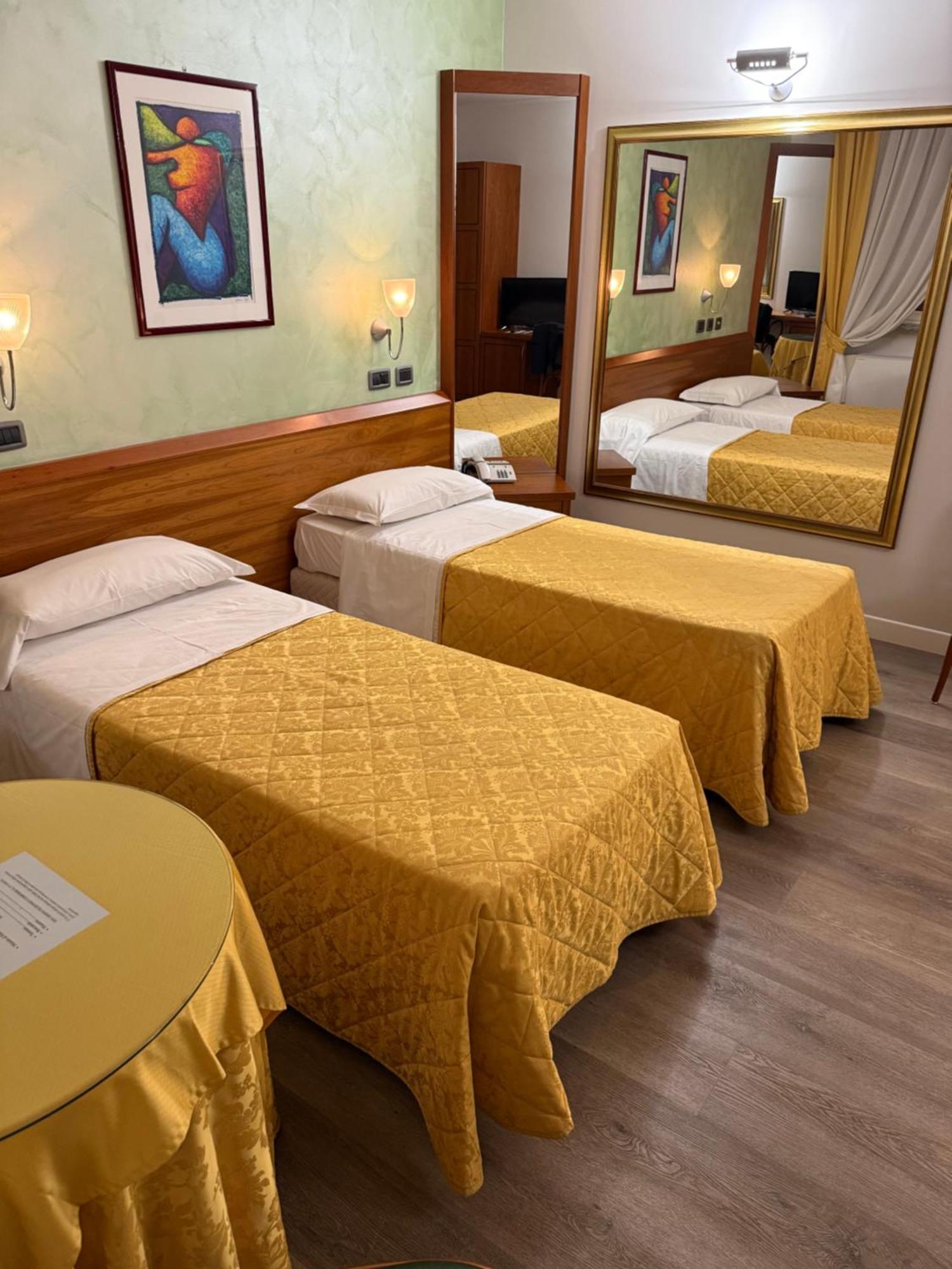 Hotel Motel Sporting Montodine Ngoại thất bức ảnh