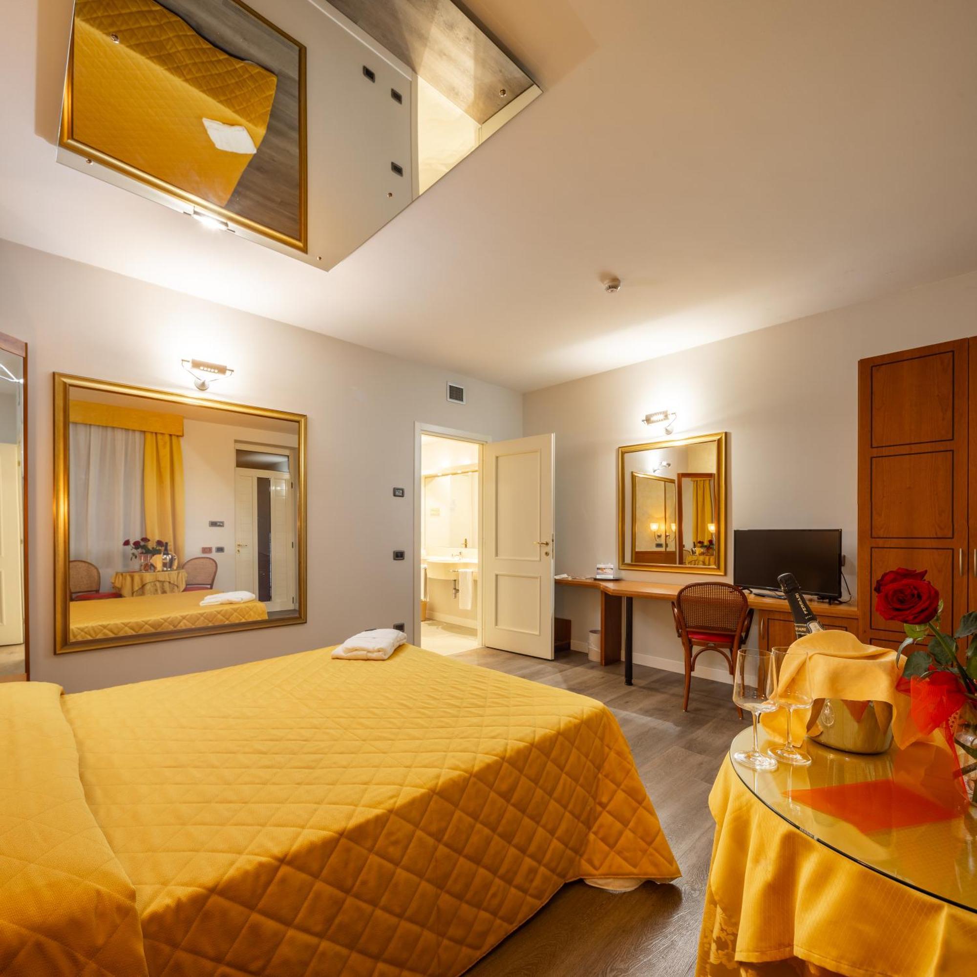 Hotel Motel Sporting Montodine Ngoại thất bức ảnh