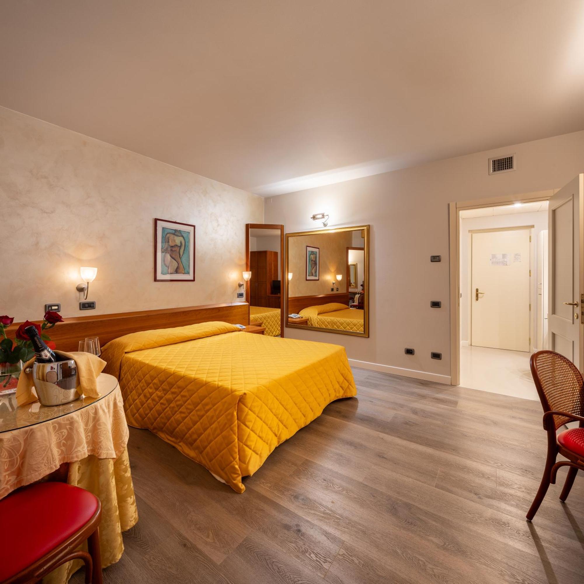 Hotel Motel Sporting Montodine Ngoại thất bức ảnh