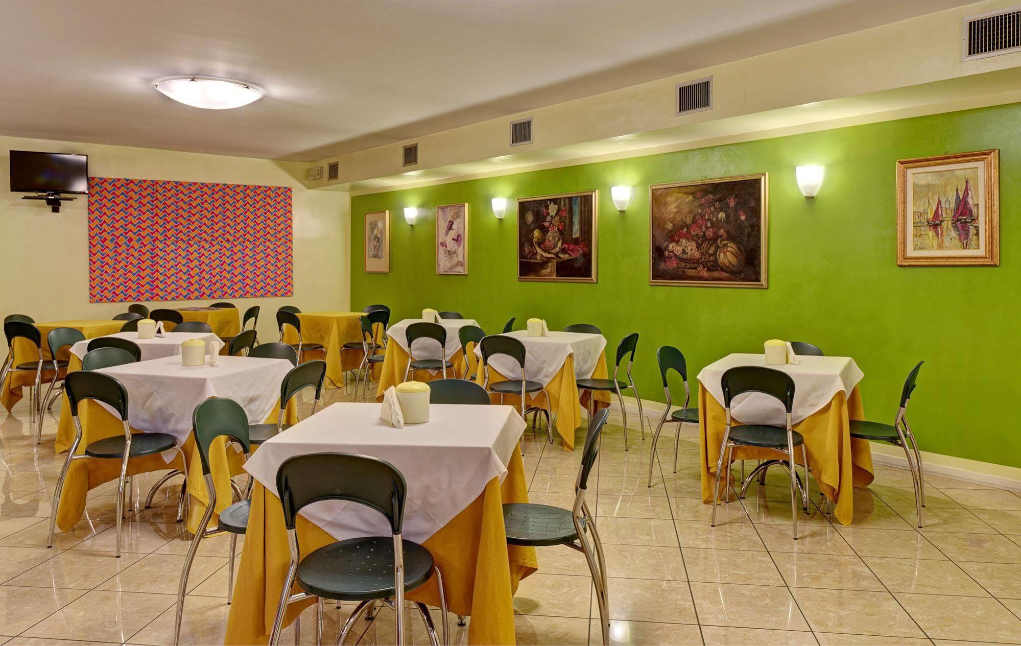 Hotel Motel Sporting Montodine Ngoại thất bức ảnh